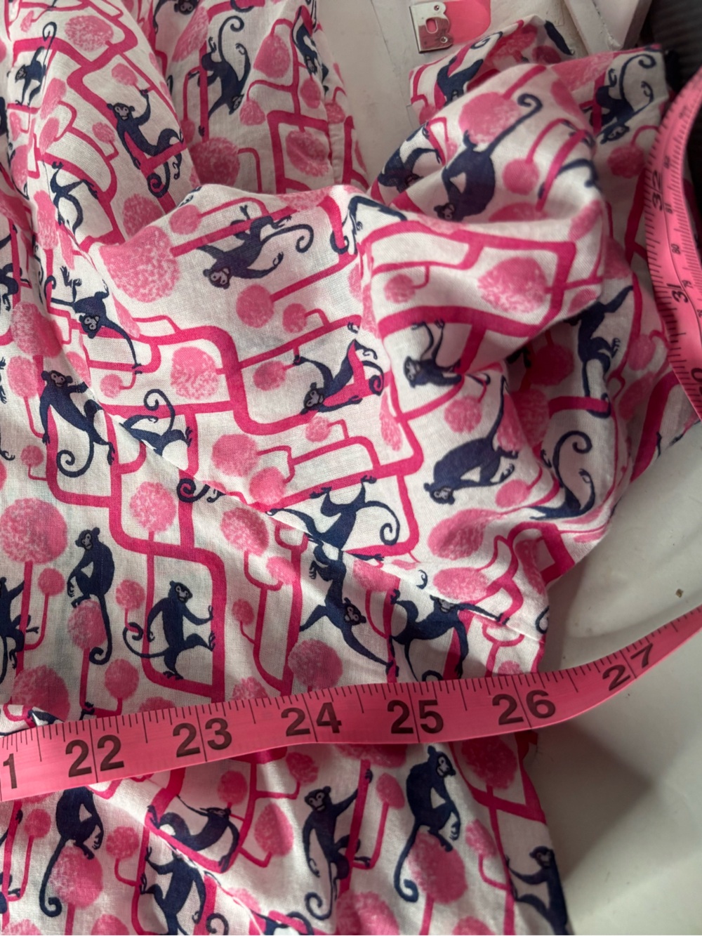 Talbots Pink Printed Tunic with Navy Motif and Trim - Picture 6 of 7